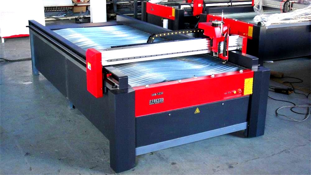 廣告用自動(dòng)切割機(jī).jpg 廣告用自動(dòng)切割機(jī).jpg